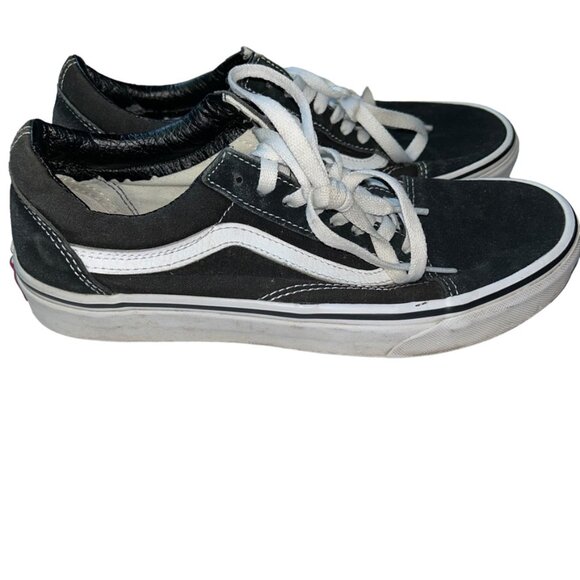 Vans classic black white lace up low sneakers shoes 9 - Picture 1 of 6